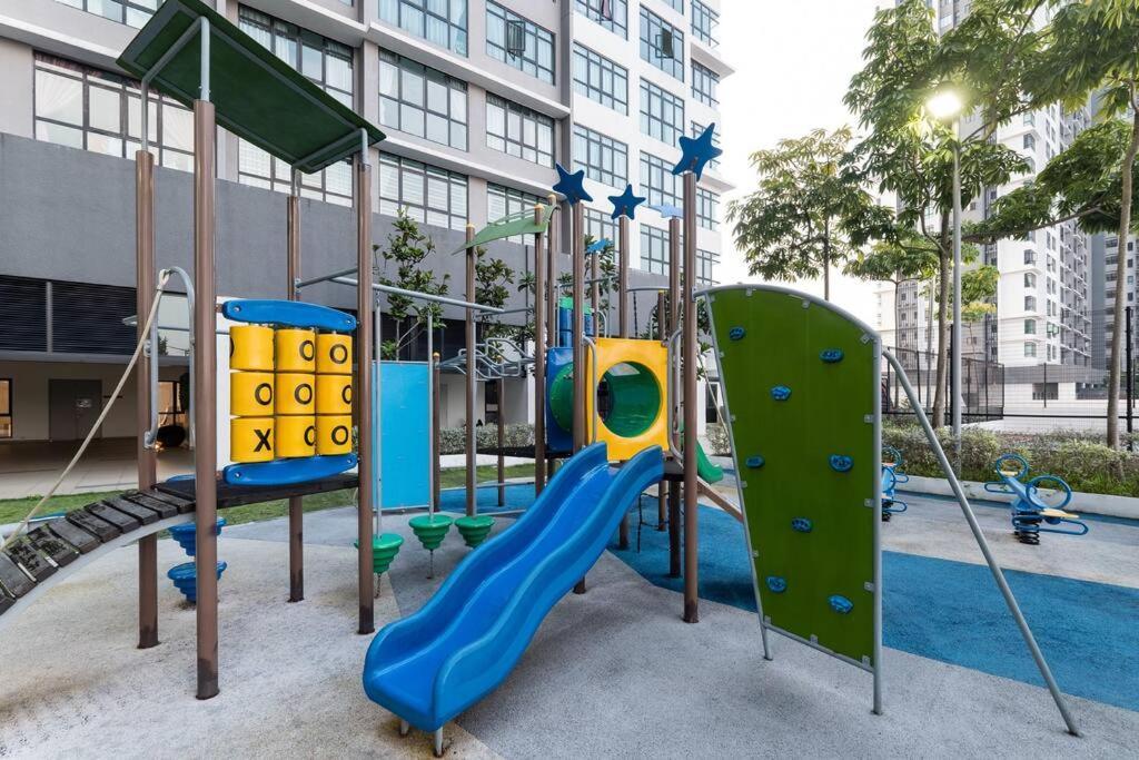 Conezion Residence Putrajaya 3Br6Pax Ioi City Mall Экстерьер фото