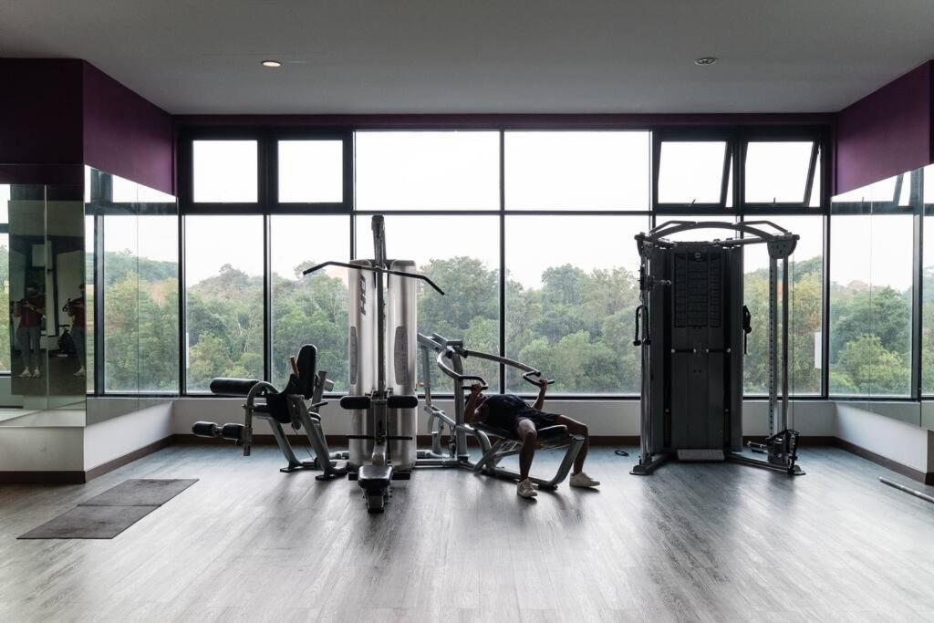 Conezion Residence Putrajaya 3Br6Pax Ioi City Mall Экстерьер фото