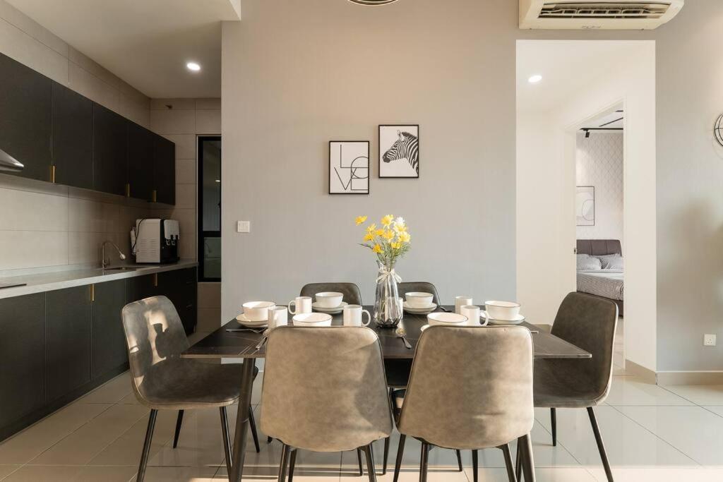 Conezion Residence Putrajaya 3Br6Pax Ioi City Mall Экстерьер фото