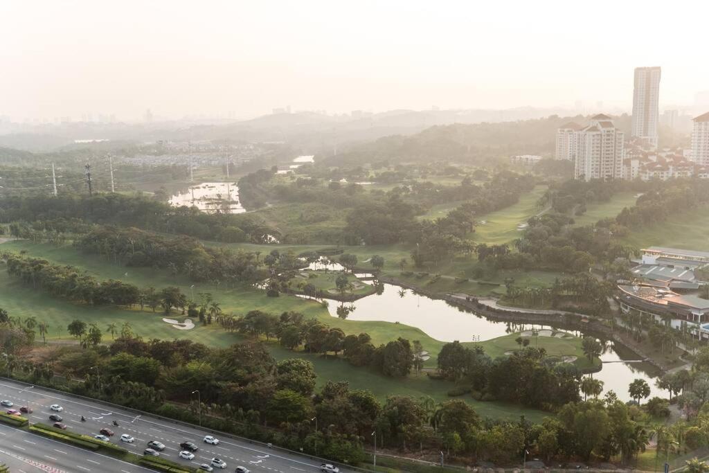 Conezion Residence Putrajaya 3Br6Pax Ioi City Mall Экстерьер фото