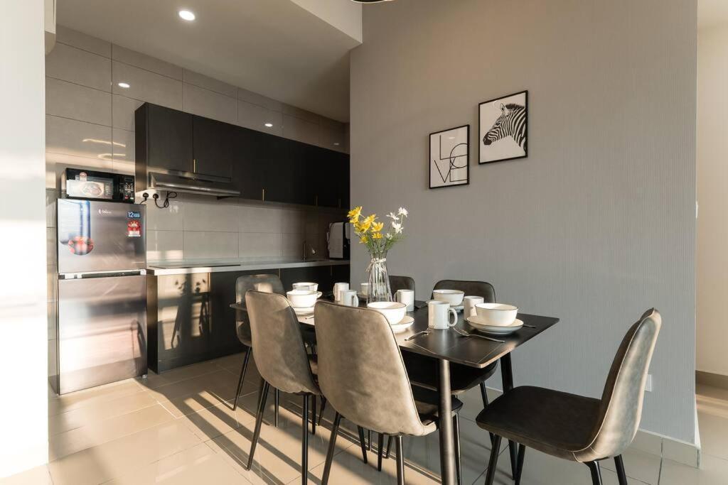 Conezion Residence Putrajaya 3Br6Pax Ioi City Mall Экстерьер фото